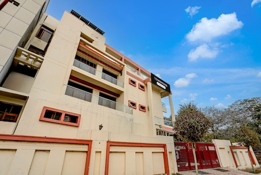 Townhouse Gomti Nagar Sector 1 Formerly The Gahmar Inn