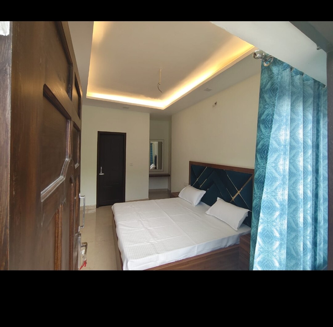Homely home stay - Tap to explore photos
