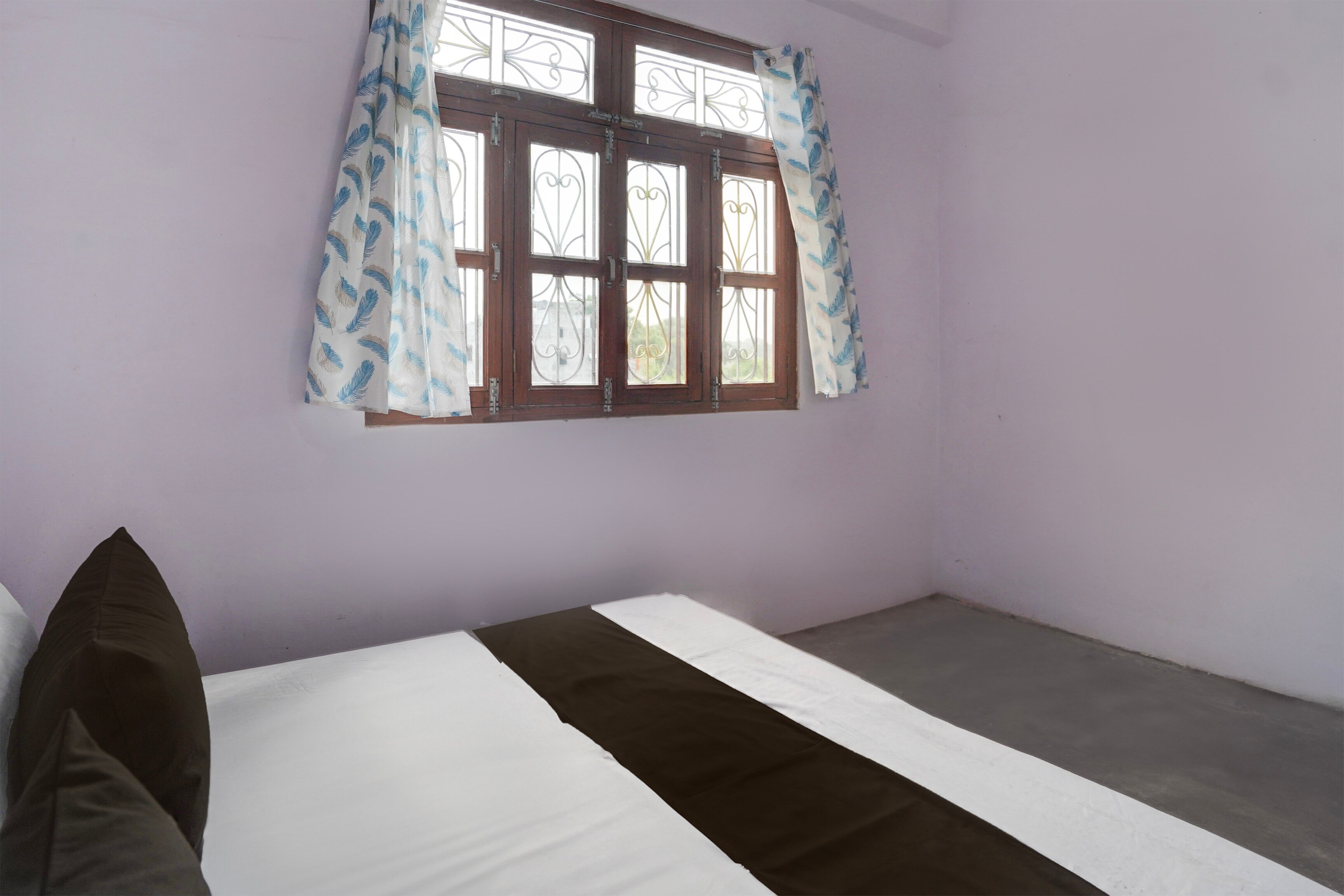 OYO 828185 Ayush Hotel And Restaurants - Tap to explore photos