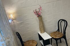 1Bedroom hall apt near sea Bandra, Mumbai
