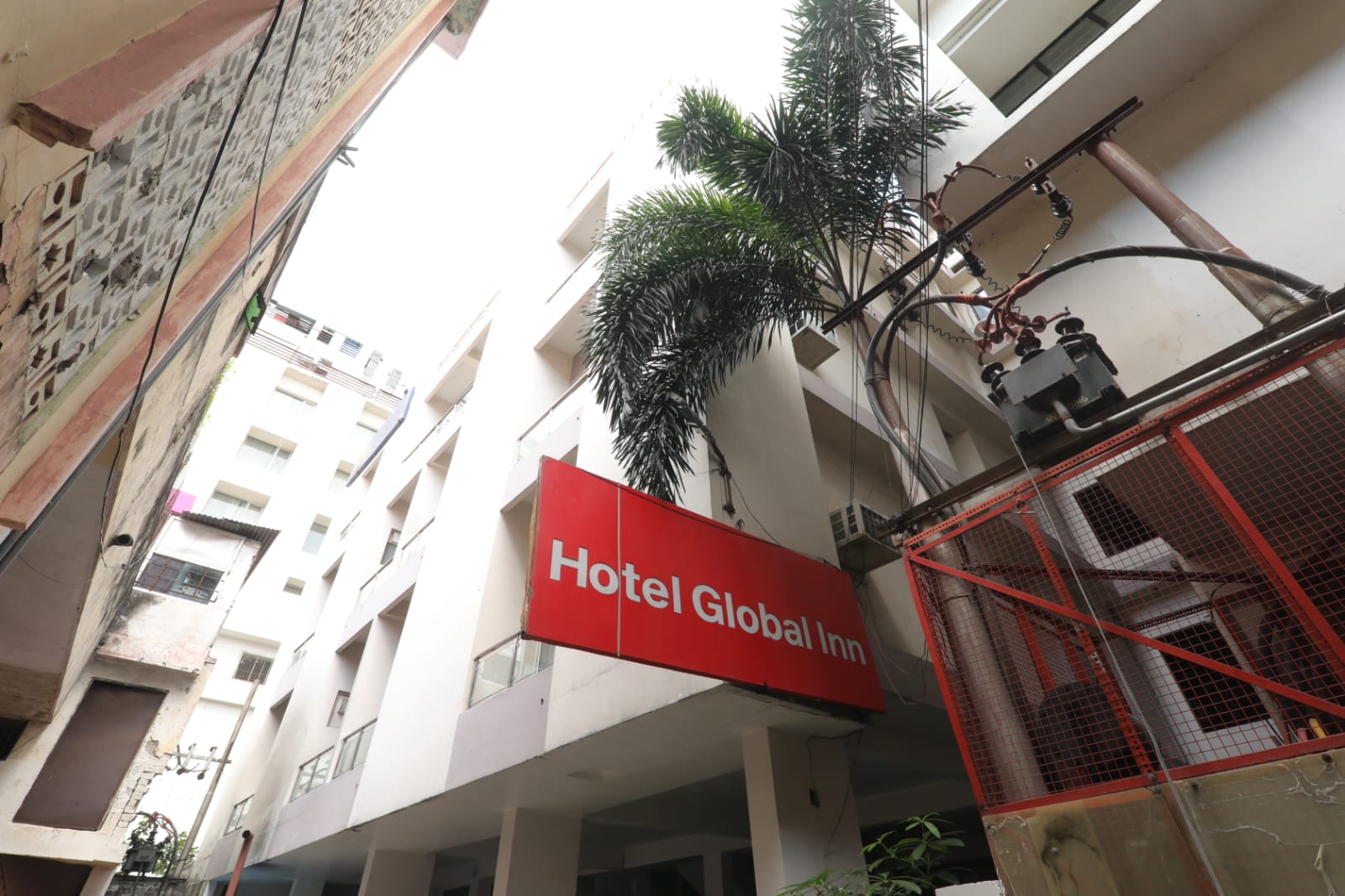 HOTEL GLOBAL INN - Tap to explore photos