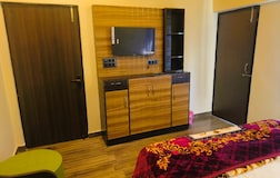 Deluxe Rooms