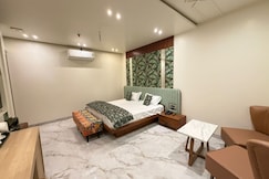 The Landmark , Maan Place Hotel, Jaipur