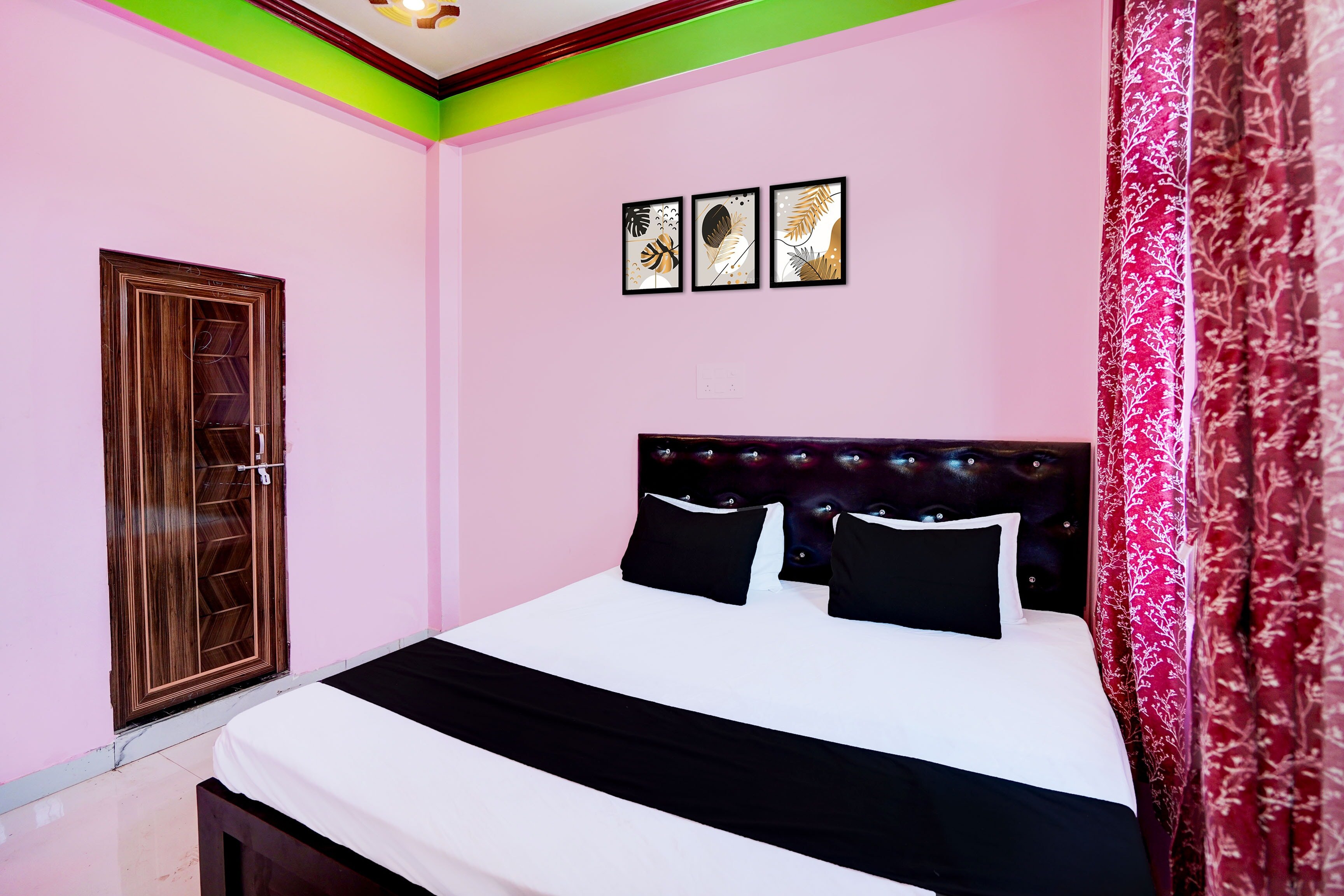 Hotel O Royal Green & Marriage Hall - Tap to explore photos