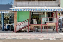 Hotel O Abhishek Residency, Delhi