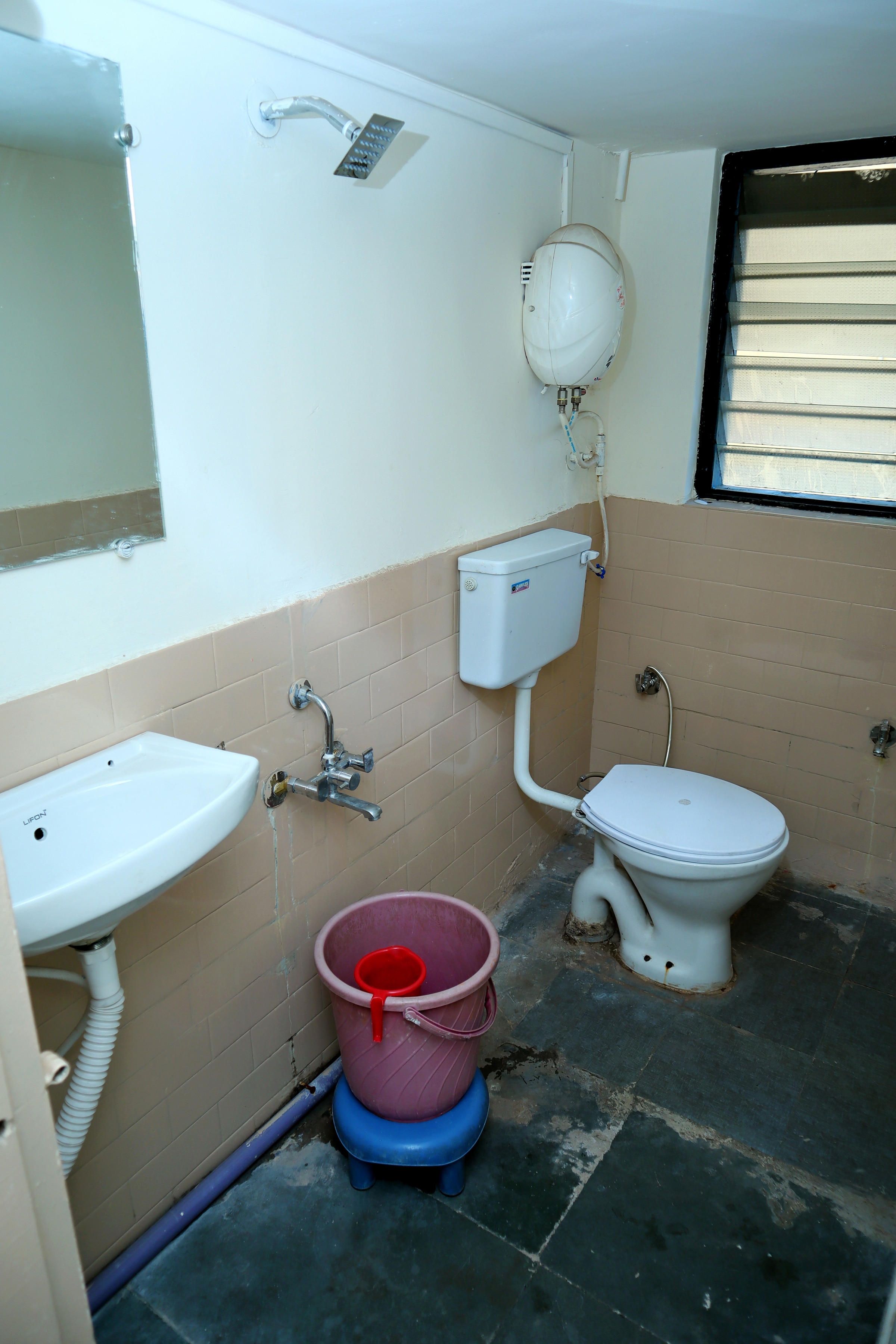 Nashik Serviced Apartments - Tap to explore photos