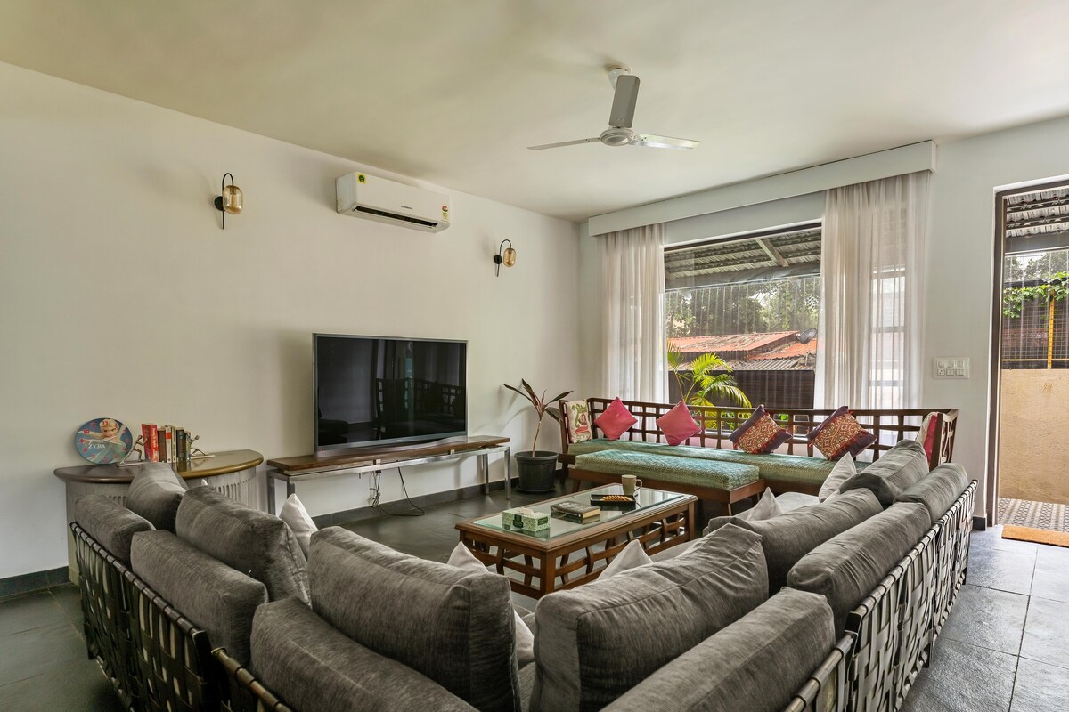 Hireavilla | Villa Corsa - 4BHK with Private Pool in Morjim - Tap to explore photos
