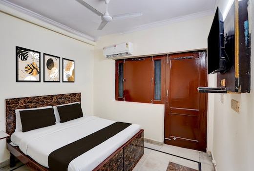 Hotel O by OYO ISBT Sector 43 Bus Terminal Formerly One Way