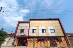 Hotel O Home Shri Hari Lodge Homestay, Akbarpur, Ambedkar Nagar