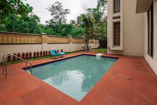 StayVista | 5 BHK Greenwoods Ten Villa