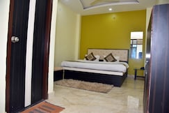 Hotel O Us Residency, Varanasi