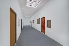 SPOT ON by OYO Rs Hotel, Palia Kalan