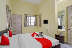 R S Homestay Near Medica & R N Tagore Hospital, Raypur