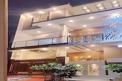 Blessing's home| Entire 5 bedroom Luxury Villa, Mampur Bana