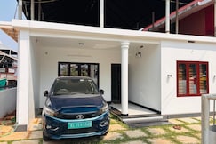 Sachu and Rose 3BHK Kuriachira 2KM to Swaraj Round MTRA81, Thrissur