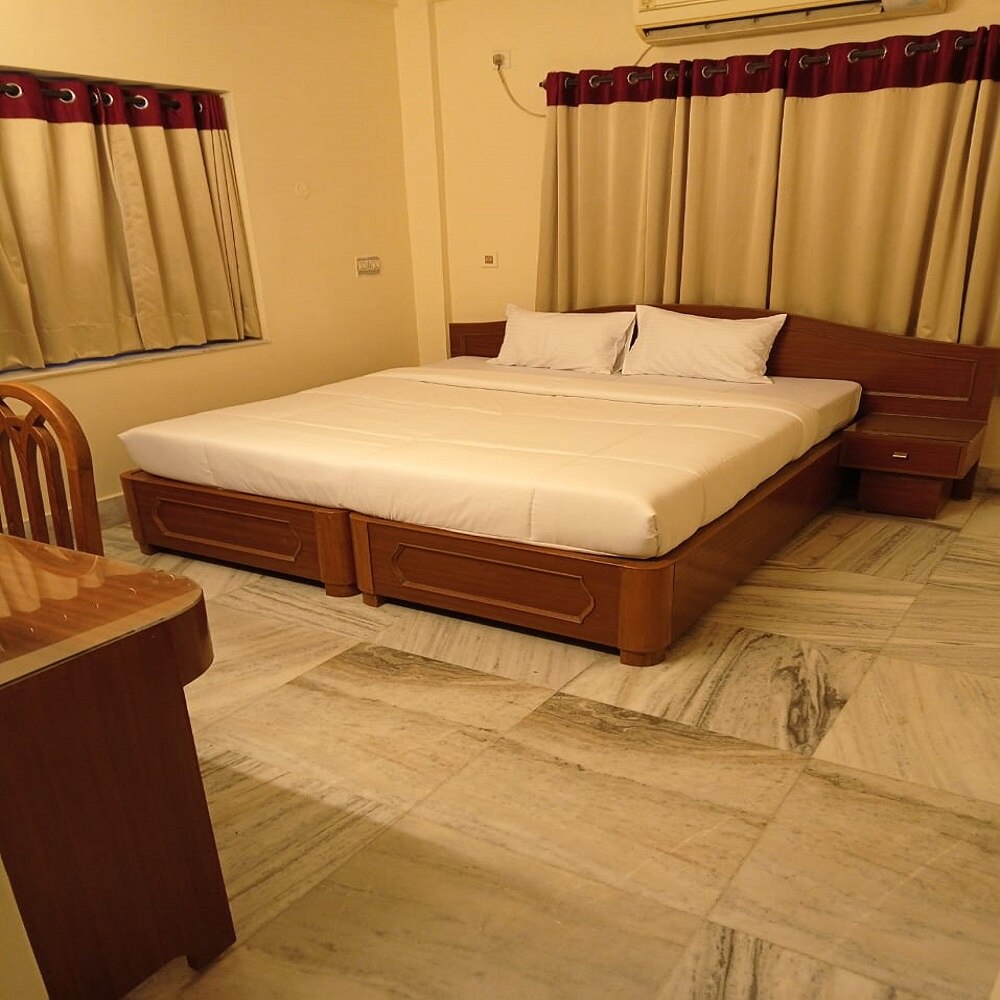 New Olive Homestay - Tap to explore photos