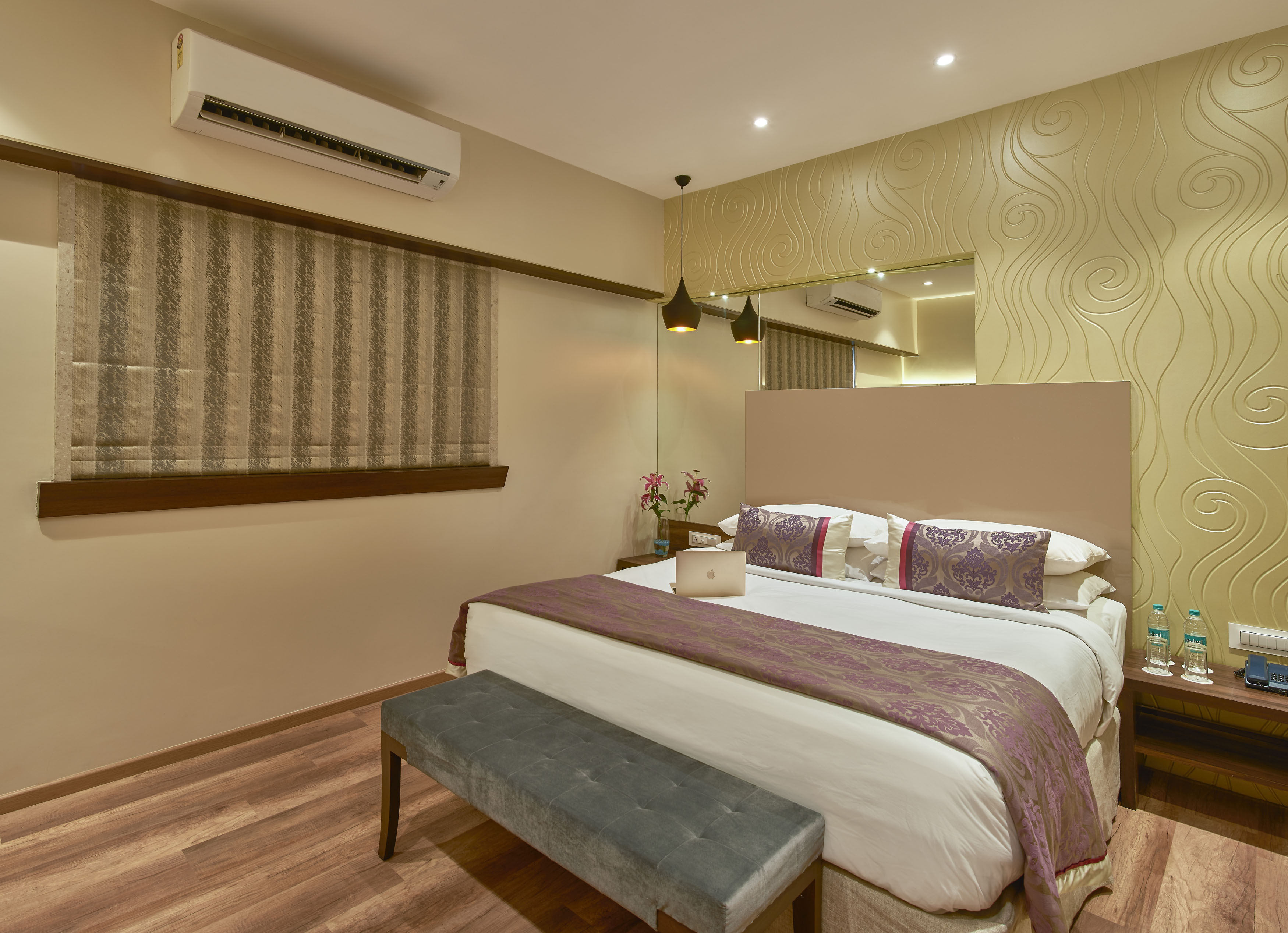 Deluxe Room 1