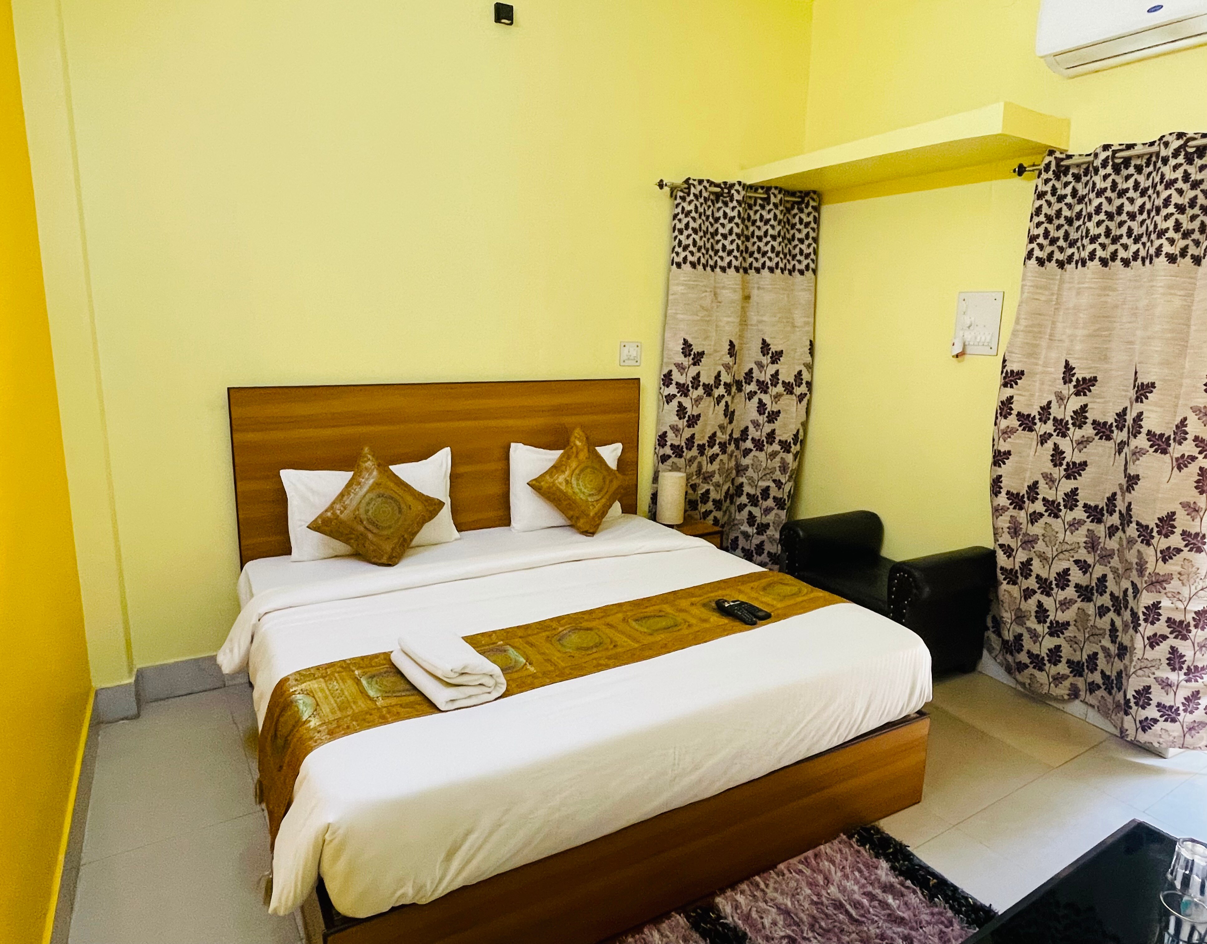Shankar vilaas A luxury stay - Tap to explore photos