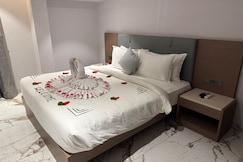 Chandi haveli hotel, Khed