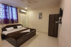 FabHotel Blue Inn I, Pune