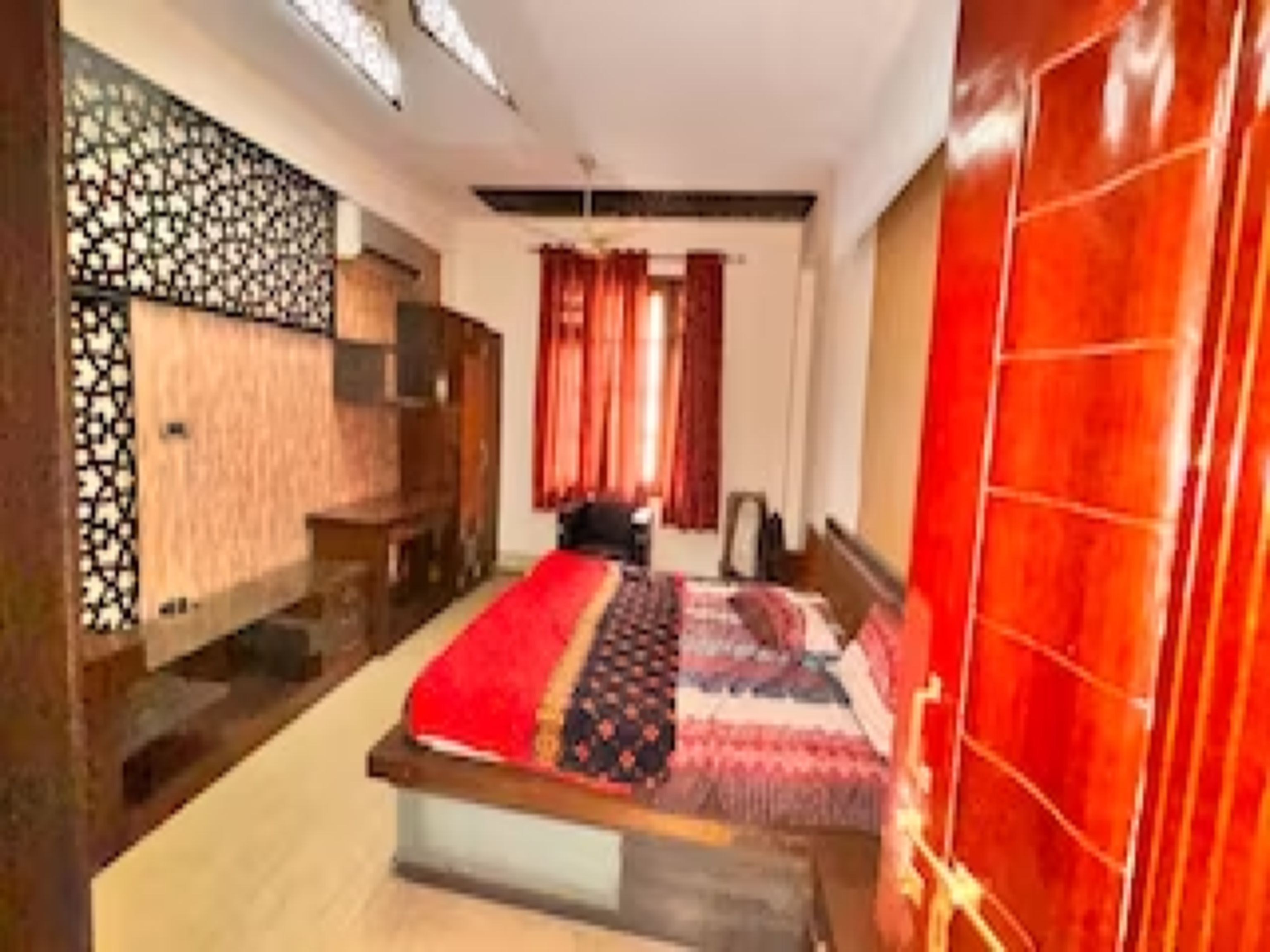 Hotel O Haveli Home Stay - Tap to explore photos
