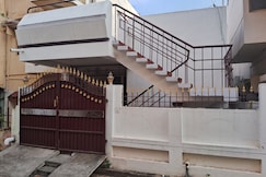 Vasan villa 2BHK/  white town /Rock beach, Pondicherry