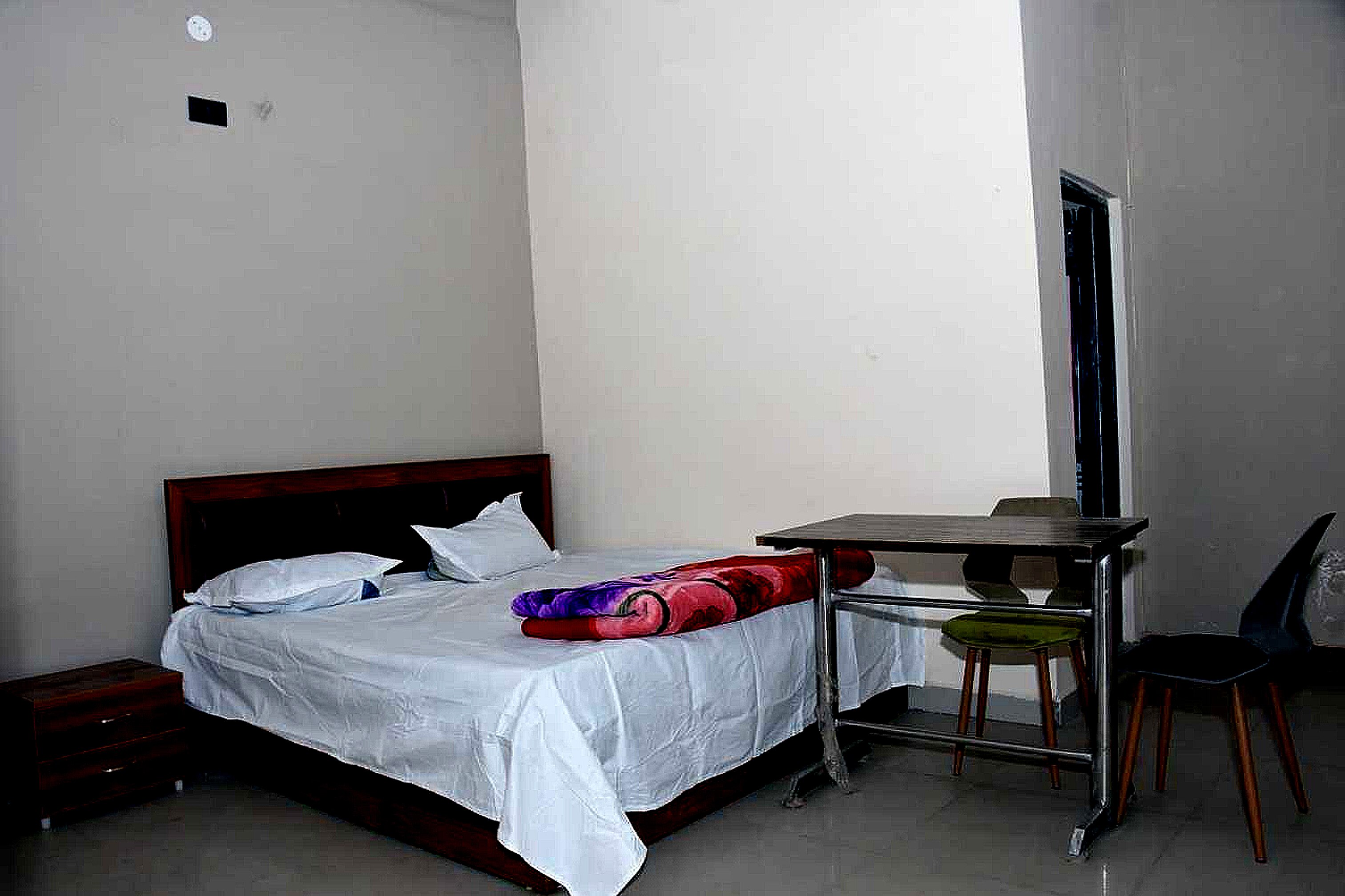 Hotel O Midtown Hotel & Guest House - Tap to explore photos