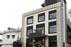 Townhouse Gomti Nagar Station Formerly Budget In, Lucknow