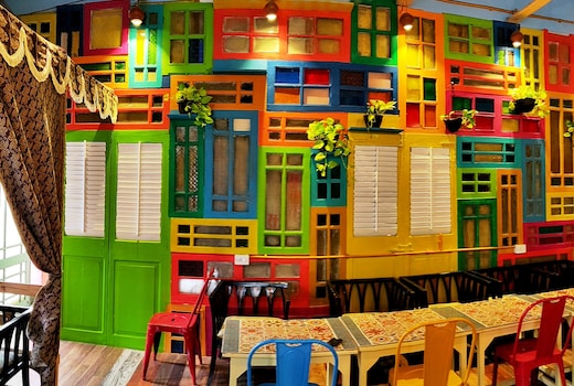 SALAAM NAMASTEY BACKPACKERS