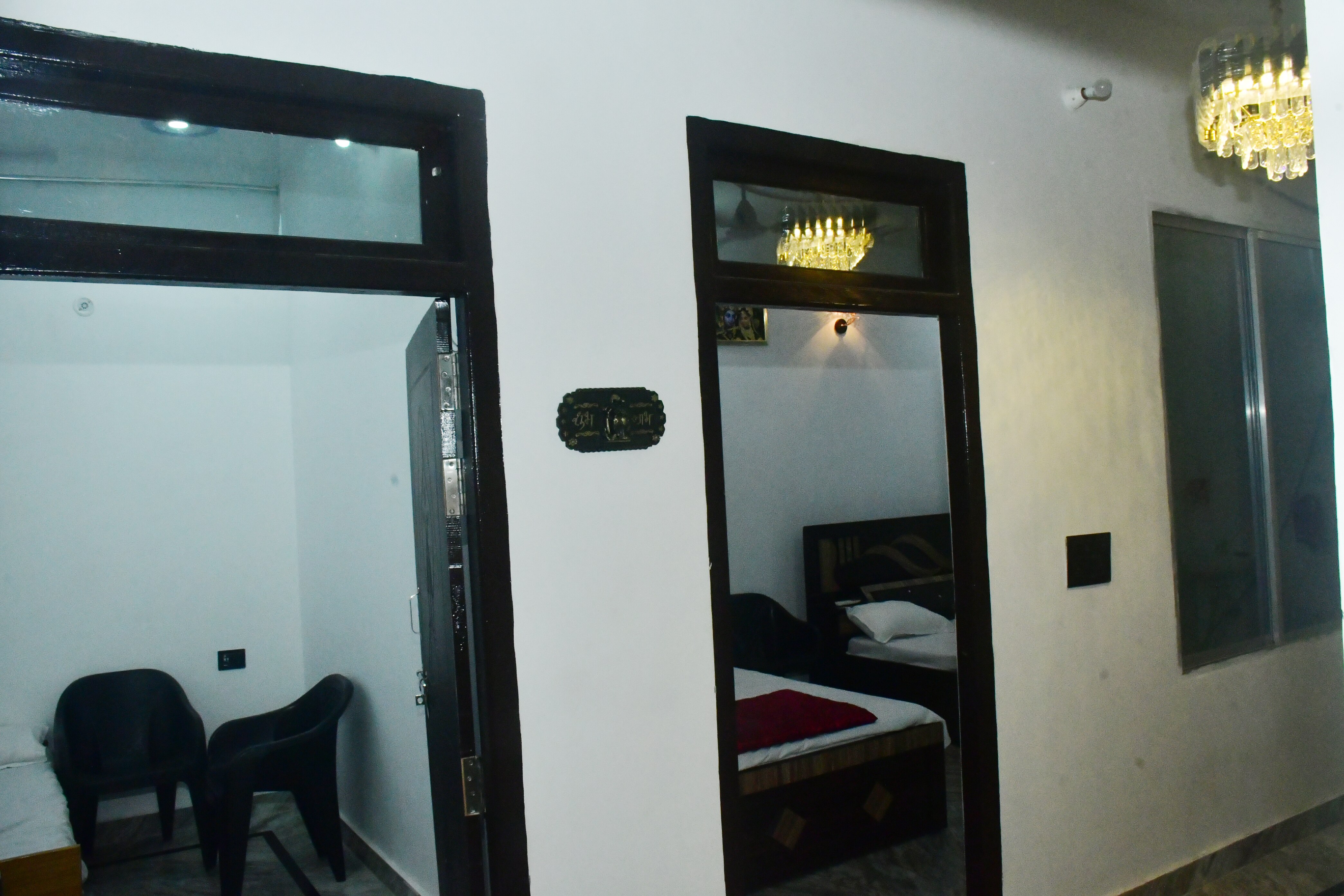 Harisavi Paying Guest House - Tap to explore photos