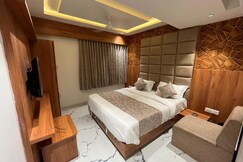 Hotel Lotus Pink, Ahmedabad