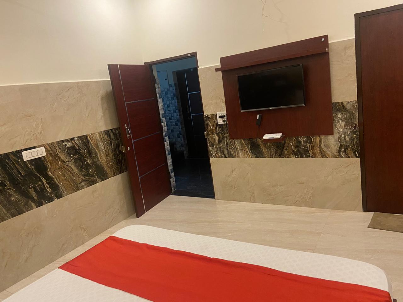 HOTEL HIMACHAL - Tap to explore photos