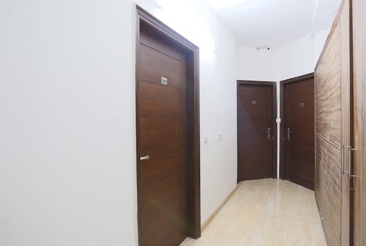 Super Hotel O Mominpur Guest House