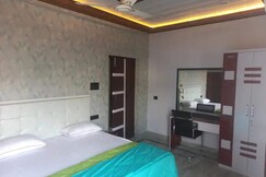 Kashi Pravas 2, Varanasi