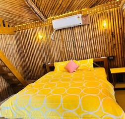 Family Bamboo Cottage