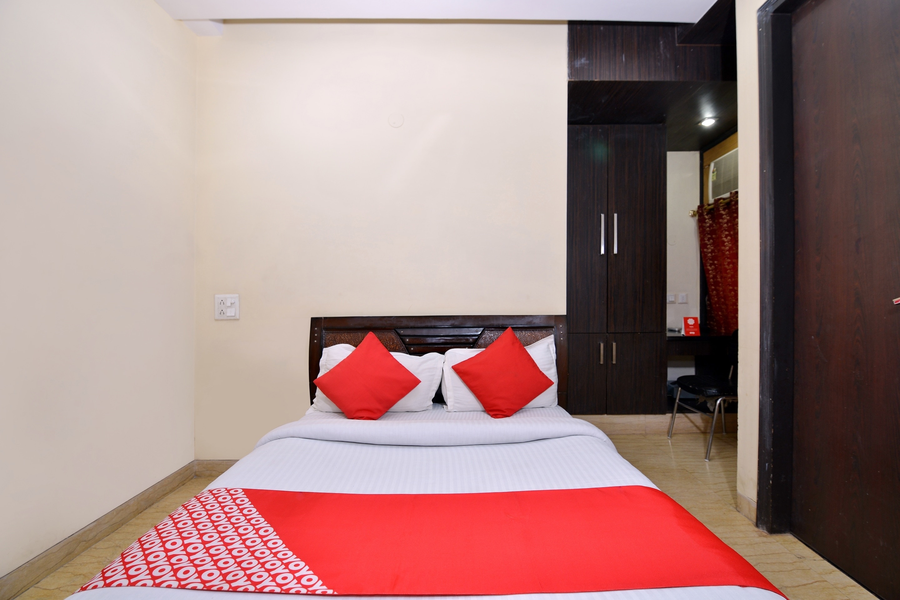 Collection O Lotus Bed & Breakfast - Tap to explore photos