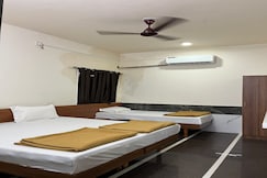 Hotel Mahalaxmi, Dwarka