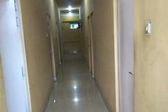 HAPPY LODGE, Guwahati