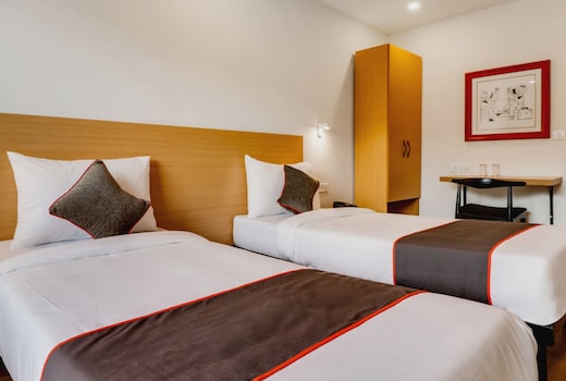 Super Townhouse Gandhi Hall