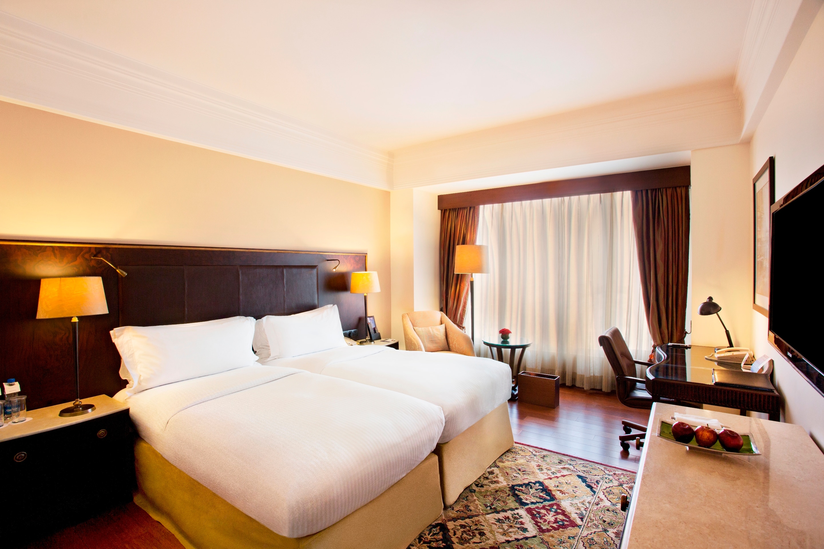 Eros Hotel New Delhi ,Nehru Place - Tap to explore photos