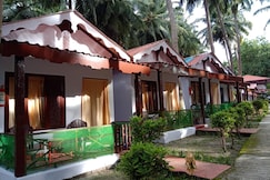 COCONHUTS BEACH RESORT, Neil Island