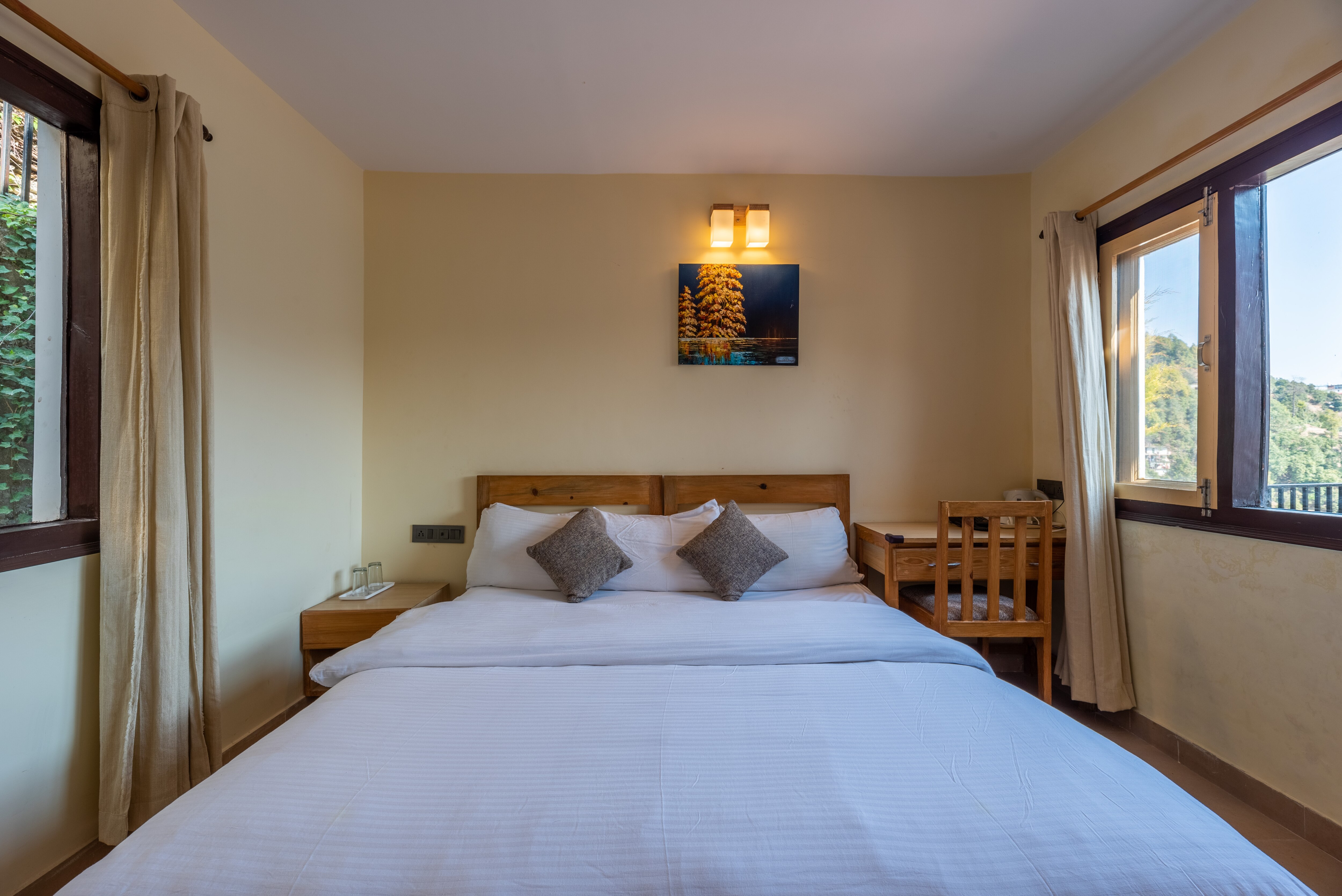 Pet-Friendly 2br w mountain view | Dream Cottage (4) by Roam Home - Tap to explore photos