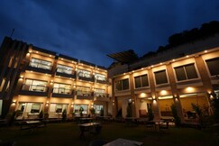 Royal Suites Chakki Mor, Kasauli