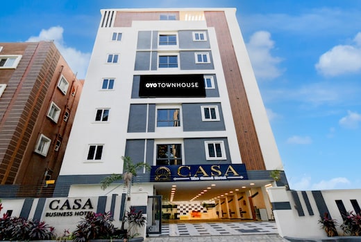 Super Townhouse Casa Grand Miyapur