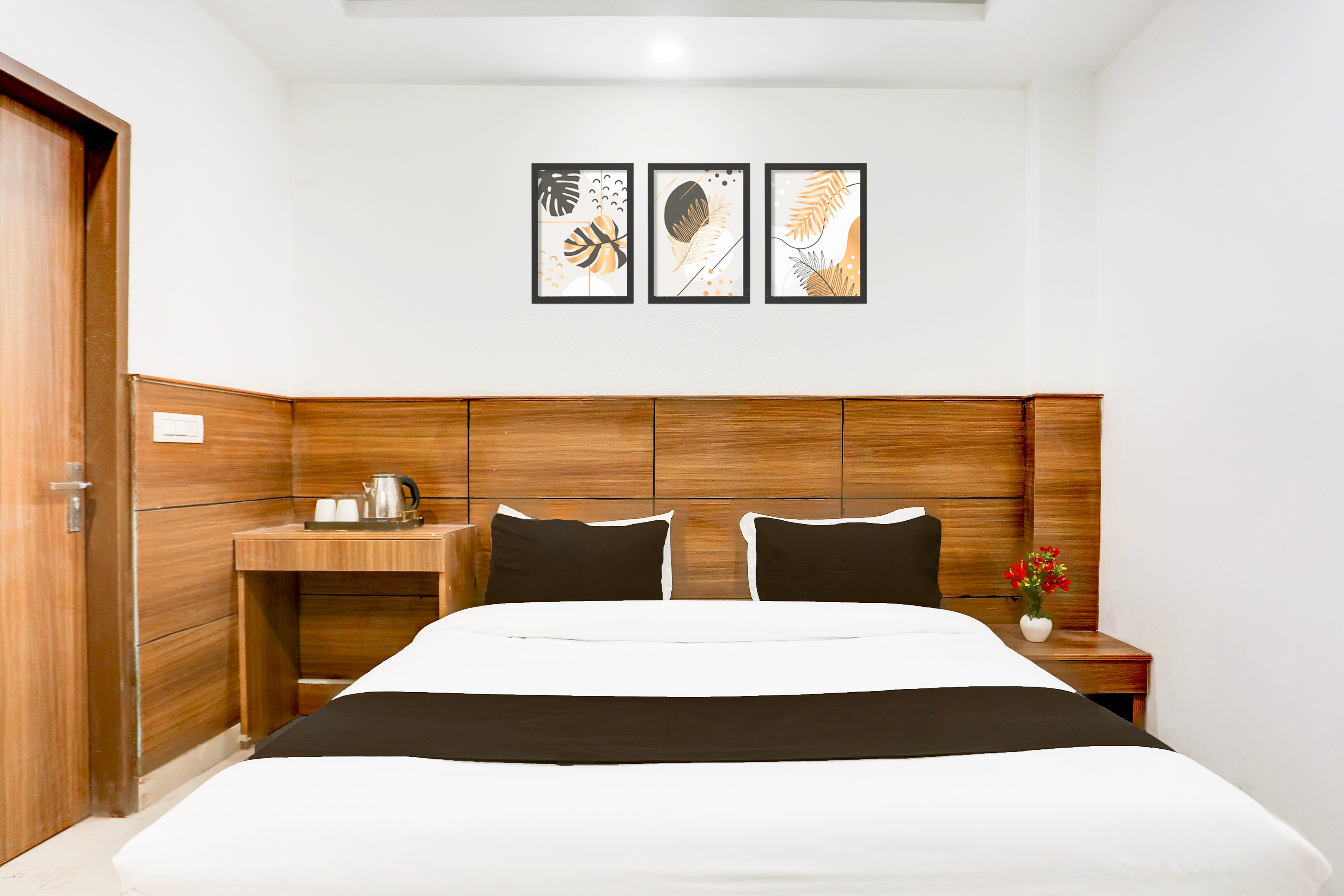 Super Hotel O Cyber City Phase 3 - Tap to explore photos