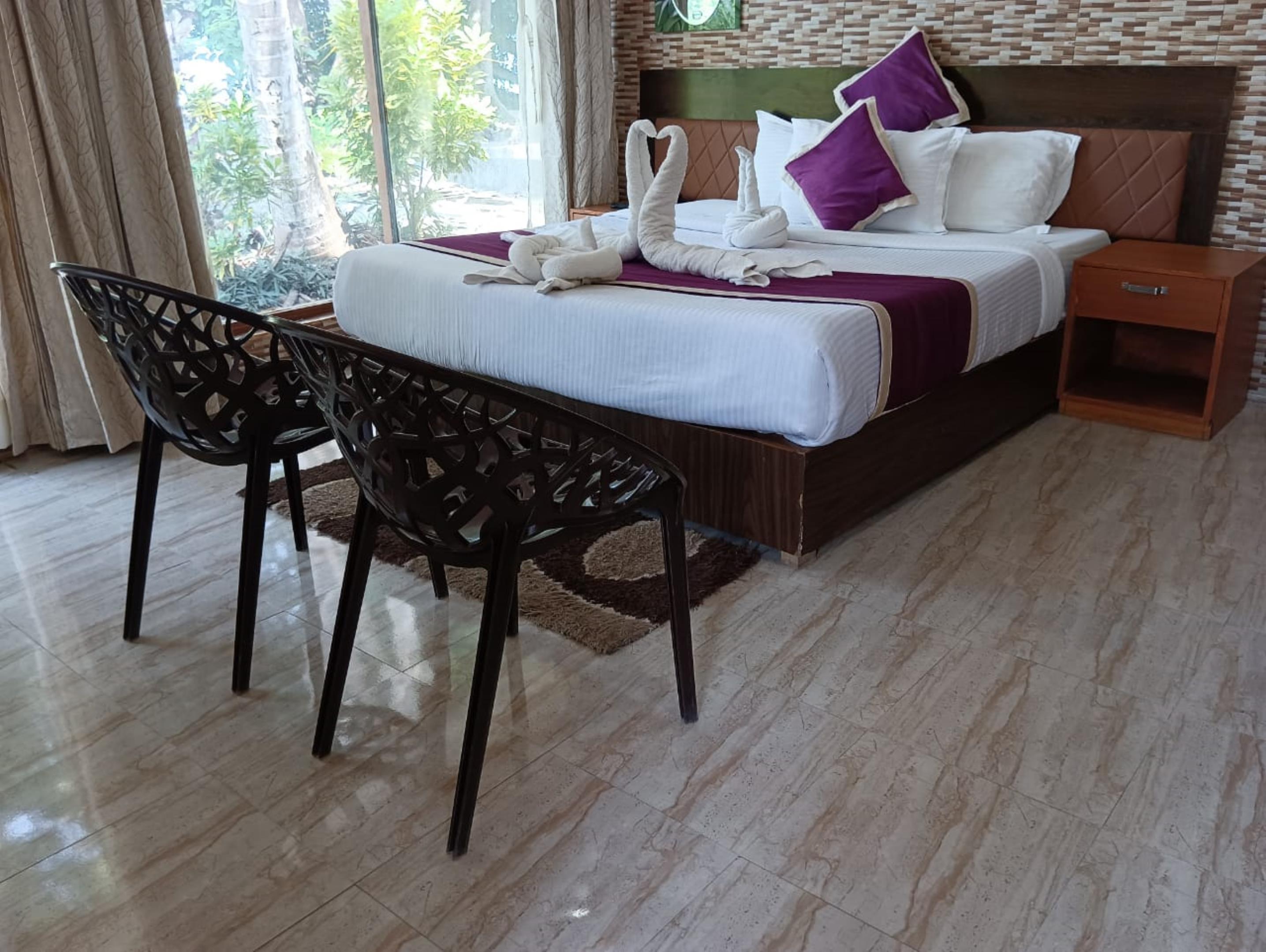 Gold India Beach Resort - Tap to explore photos