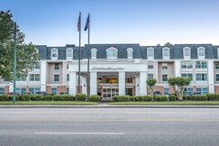 Hampton Inn & Suites Williamsburg-Richmond Road, Gloucester, Virginia