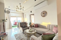 Beige Zenith 2BHK Apt 32nd floor Pool, Gandhinagar