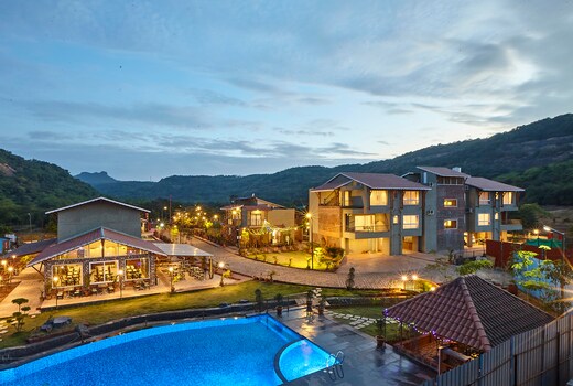 Mastiff Grand La Villae Lonavala