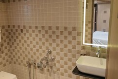 Professionally Managed 3BHK on Balewadi High Street, Pune